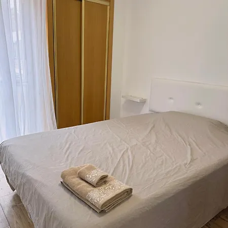 Apartamento Piso En Playa De *